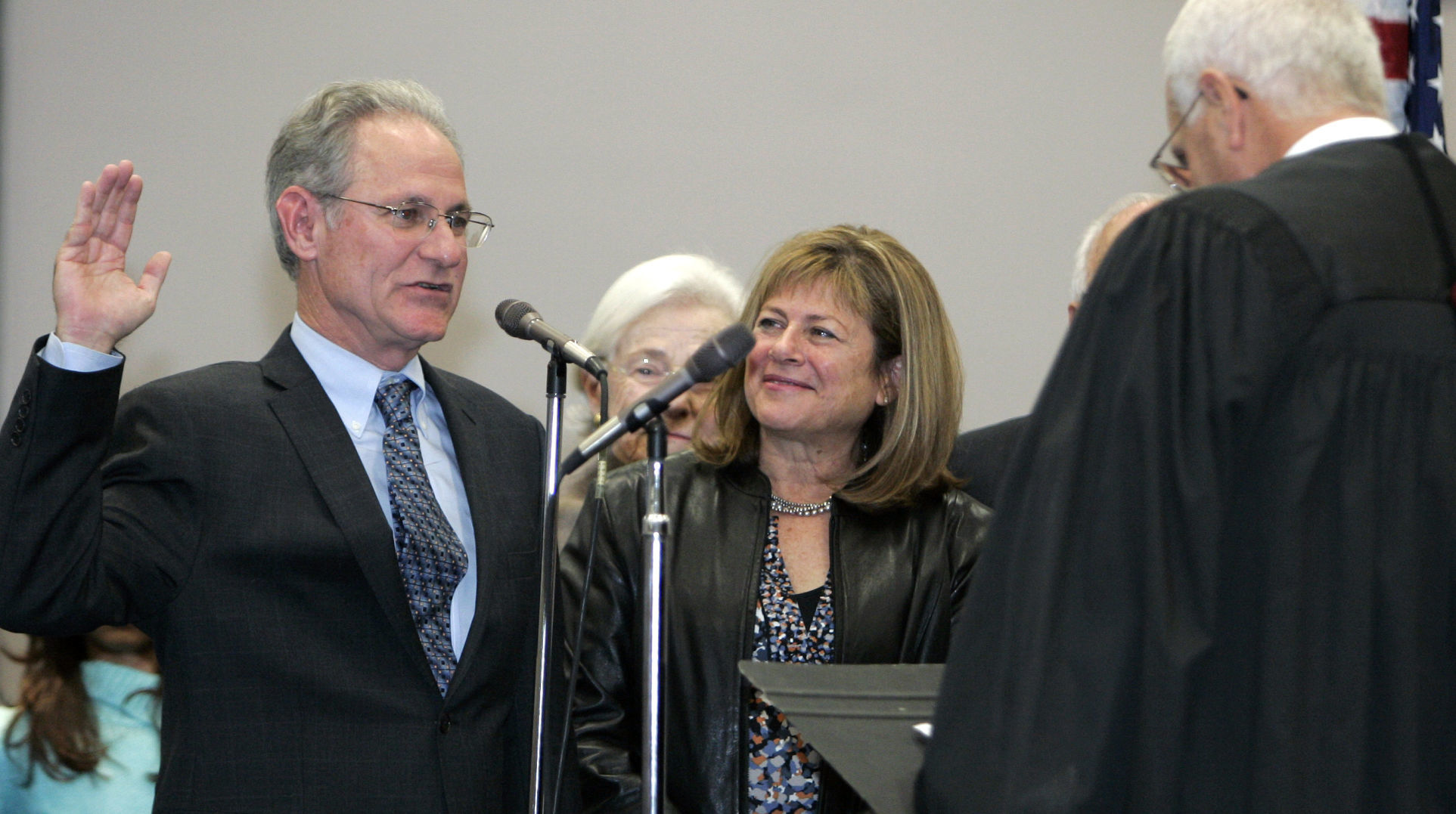 Tucson Mayor Jonathan Rothschild